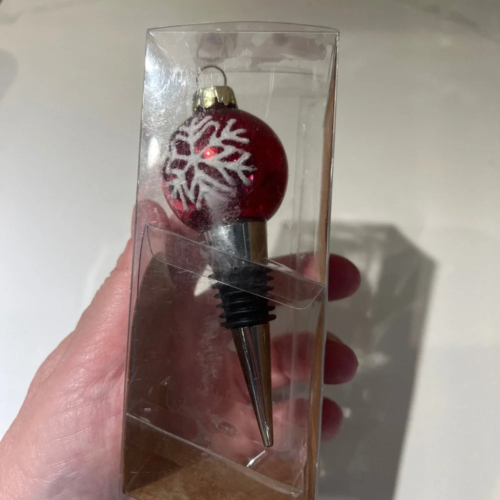 Holiday Market Red Snowflake Christmas Ornament LED Wine Bottle‎ Stopper New